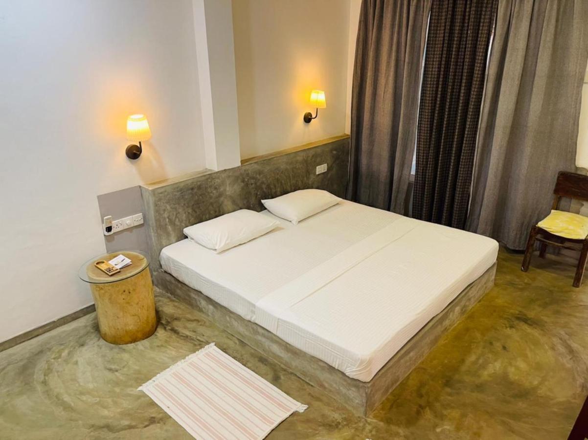 Villa Thotupola อาฮังกัลลา ภายนอก รูปภาพ