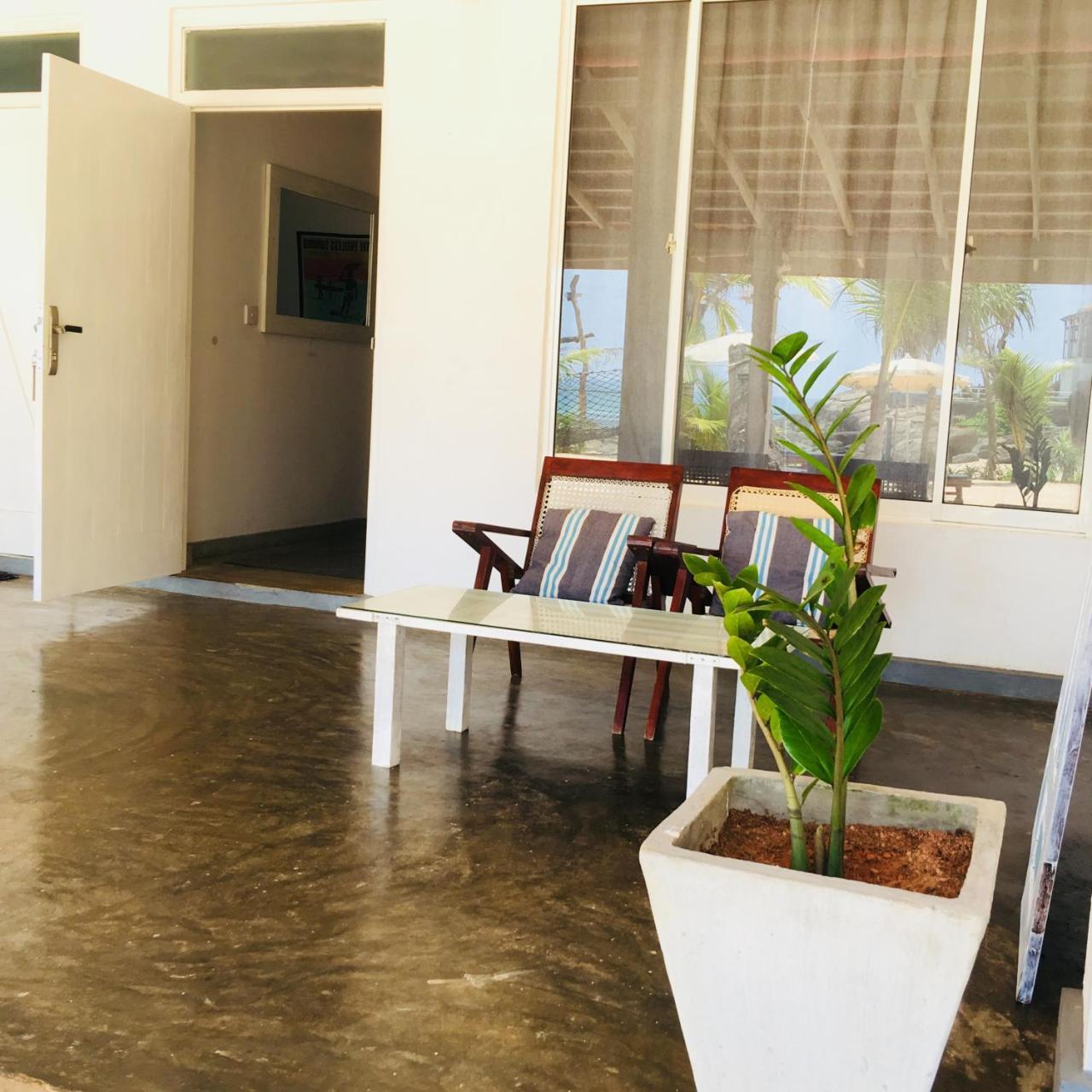 Villa Thotupola อาฮังกัลลา ภายนอก รูปภาพ